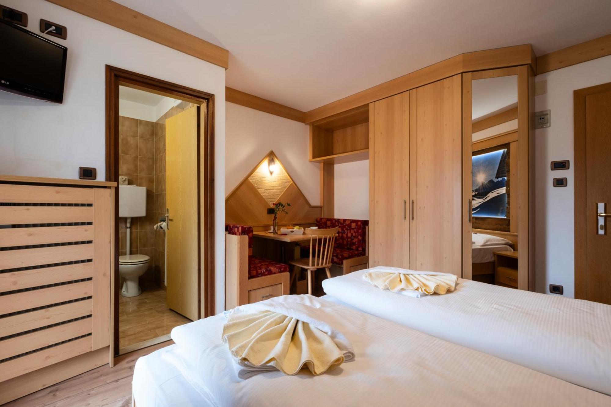 Berg Hotel Latemar Spitze Віго-ді-Фасса Екстер'єр фото