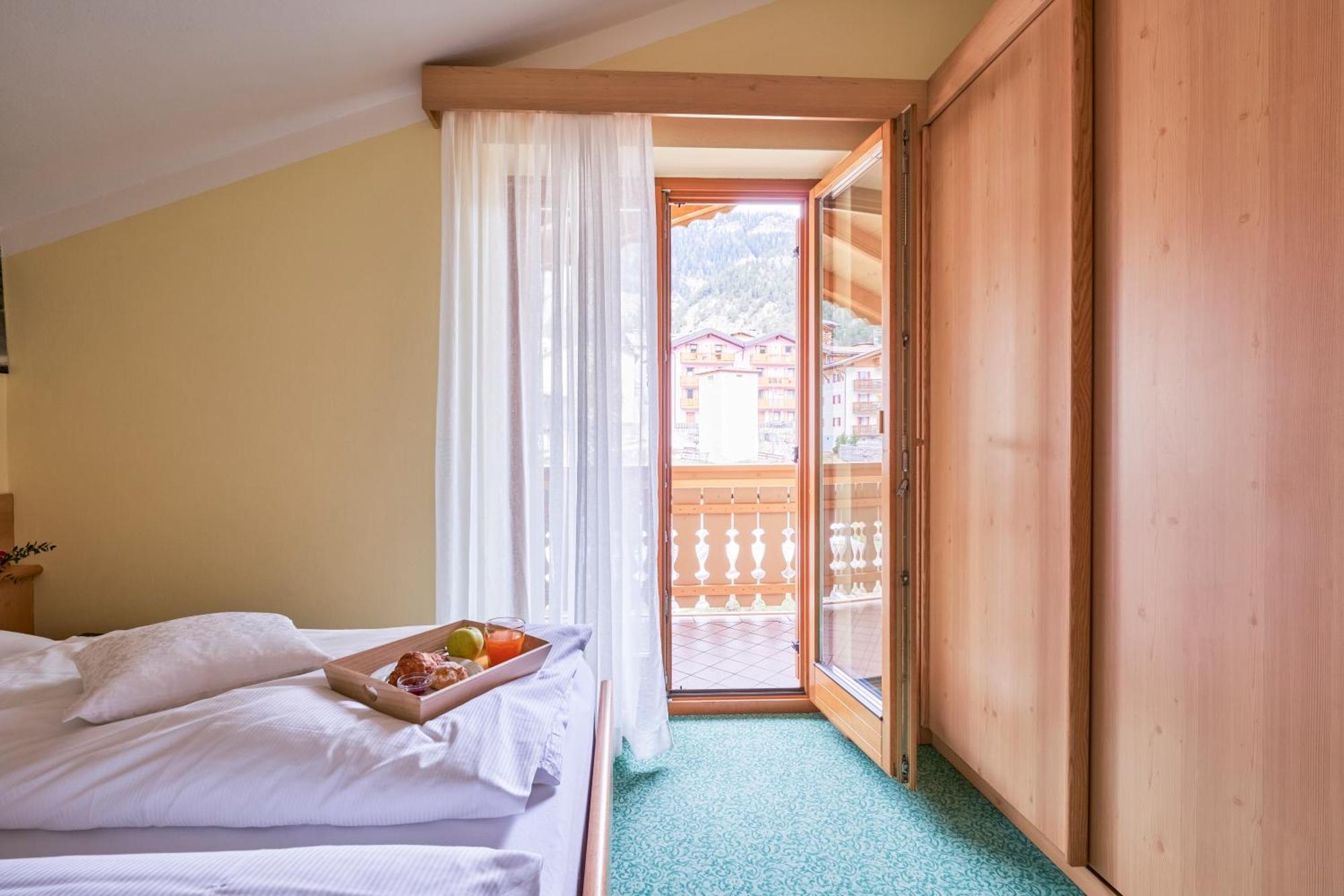 Berg Hotel Latemar Spitze Віго-ді-Фасса Екстер'єр фото