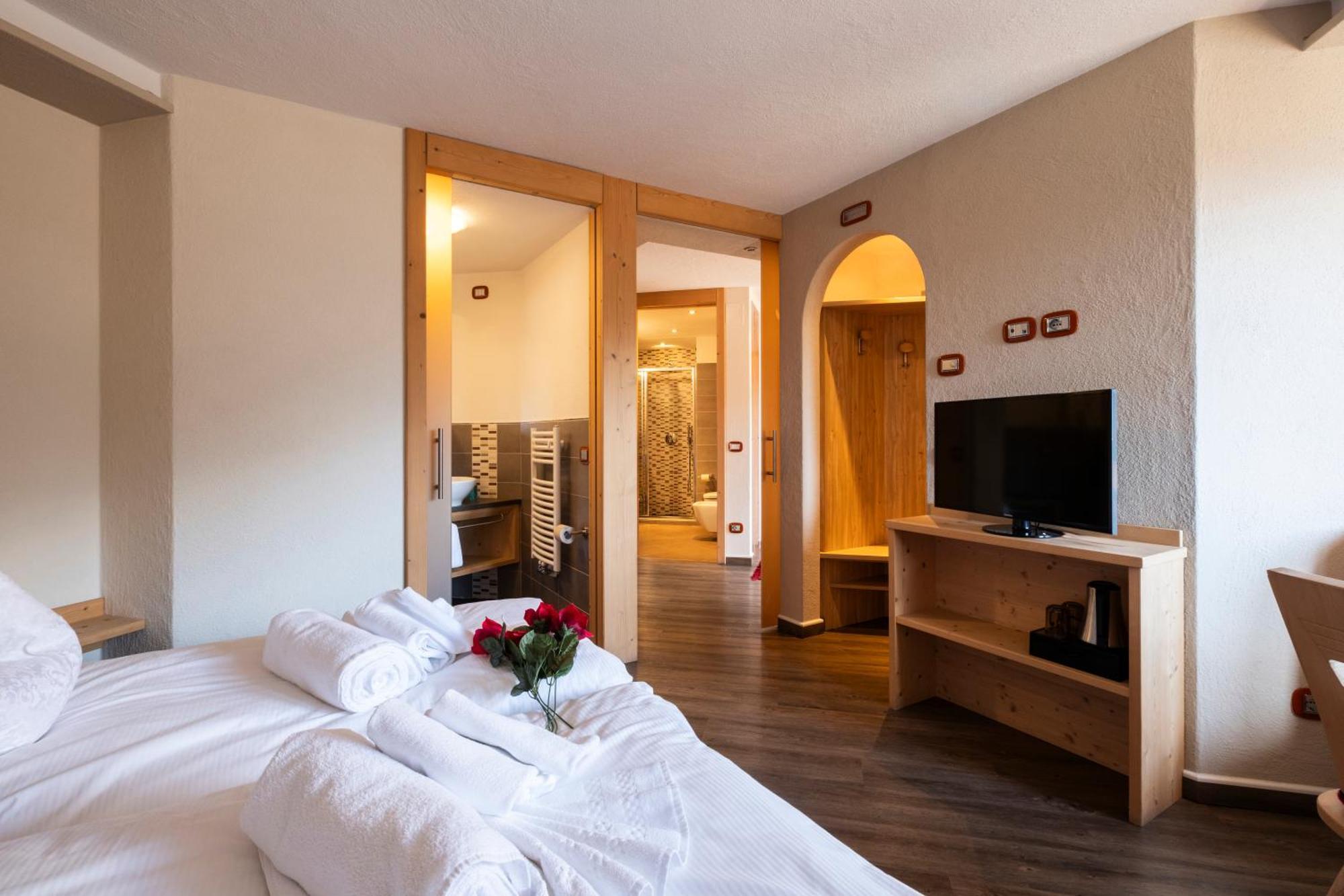 Berg Hotel Latemar Spitze Віго-ді-Фасса Екстер'єр фото