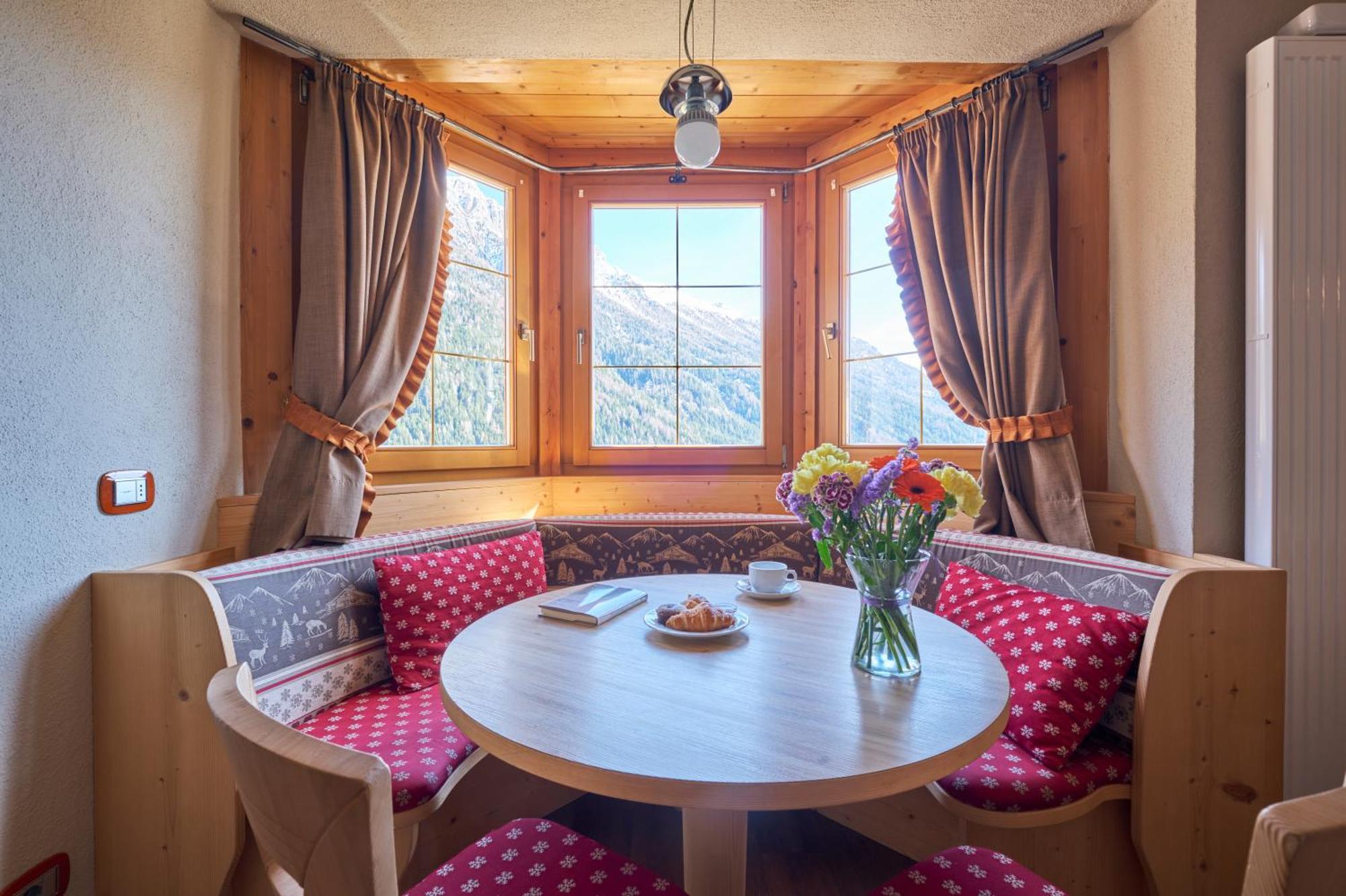 Berg Hotel Latemar Spitze Віго-ді-Фасса Екстер'єр фото